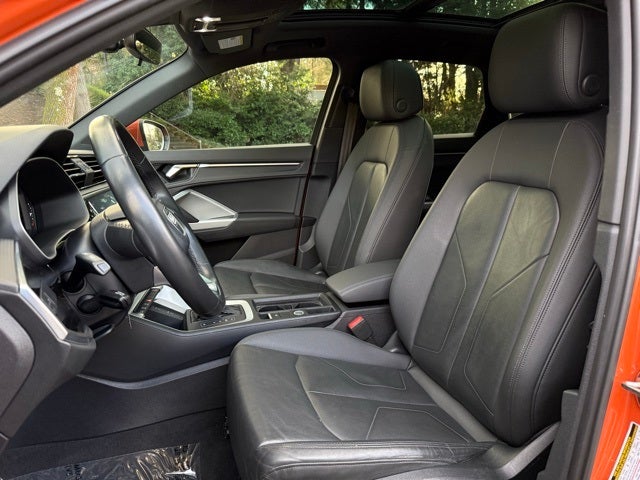 2021 Audi Q3 Premium quattro