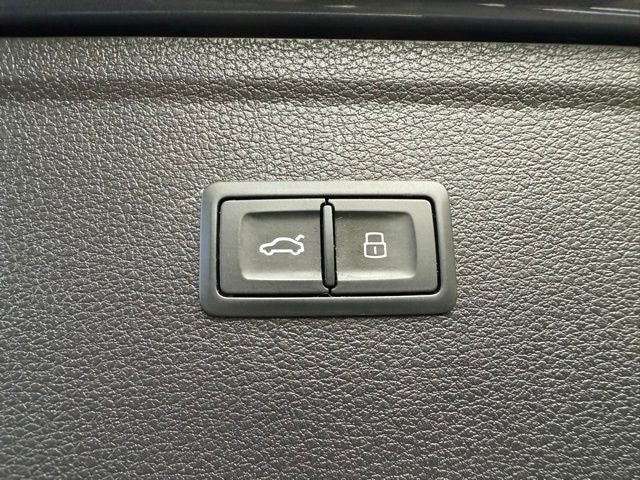 2018 Audi SQ5 3.0T Prestige quattro