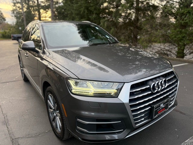 2019 Audi Q7 55 Premium Plus quattro