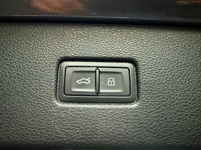 2019 Audi Q7 55 Premium Plus quattro