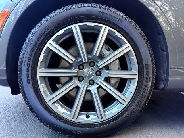 2019 Audi Q7 55 Premium Plus quattro