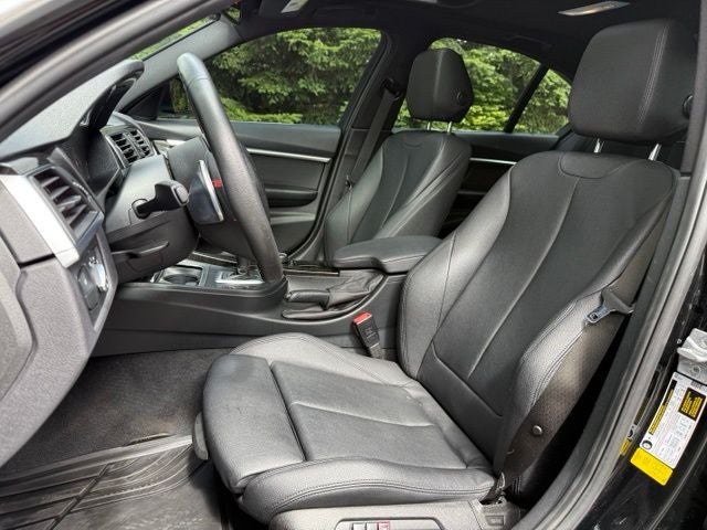 2017 BMW 3 Series 330i