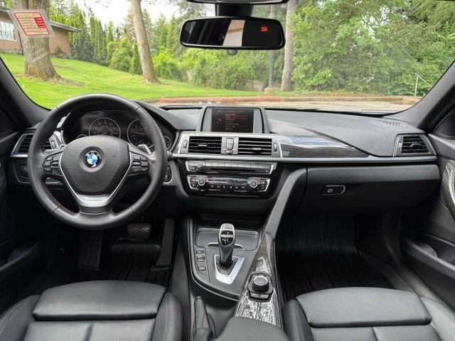 2017 BMW 3 Series 330i