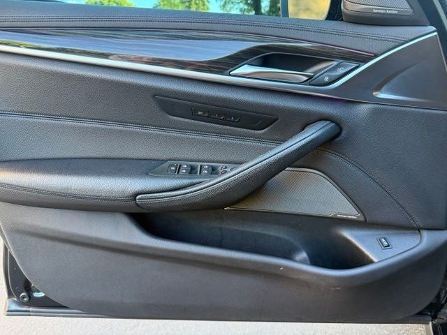 2017 BMW 5 Series 540i