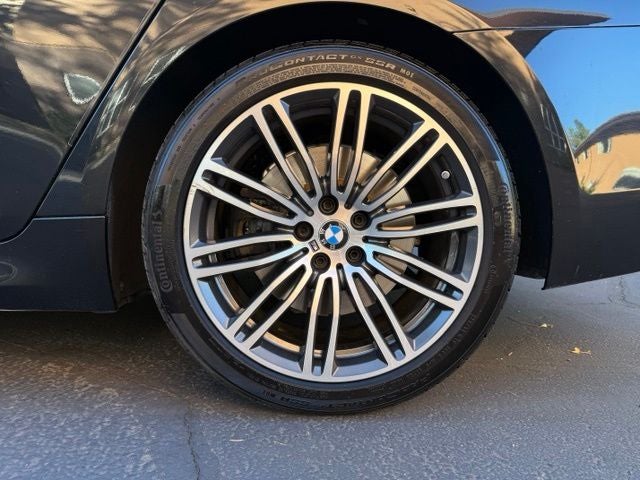 2017 BMW 5 Series 540i