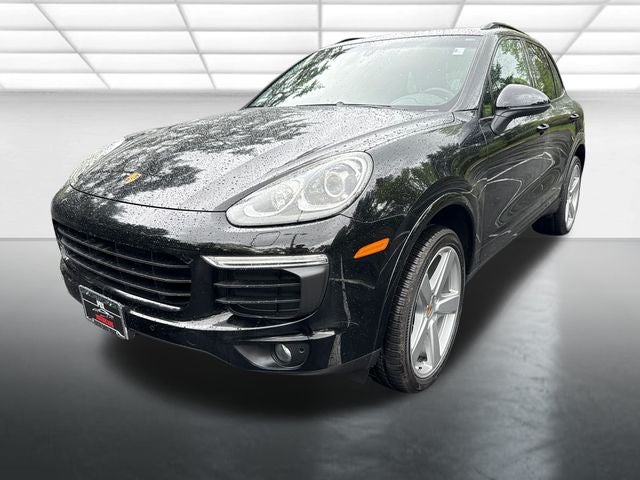 2017 Porsche Cayenne Platinum Edition