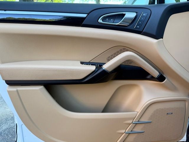2018 Porsche Cayenne Platinum Edition