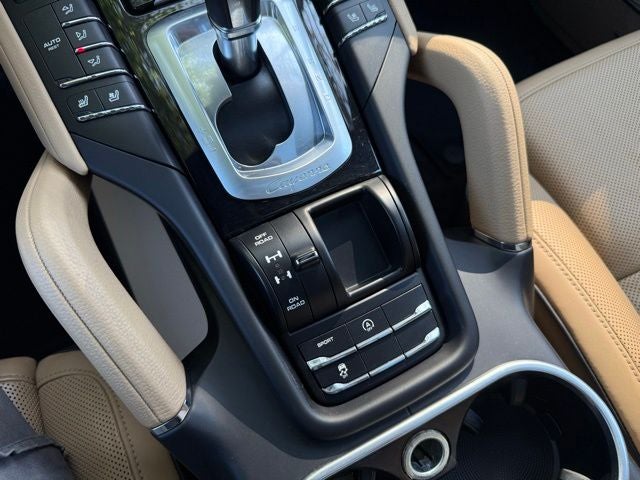 2018 Porsche Cayenne Platinum Edition