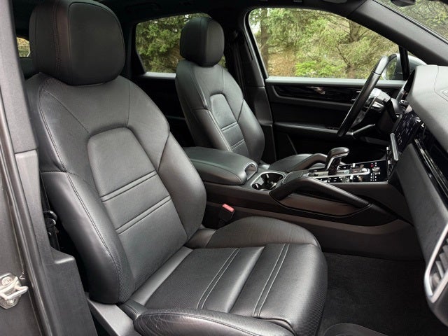 2019 Porsche Cayenne Base