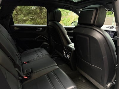 2019 Porsche Cayenne Base