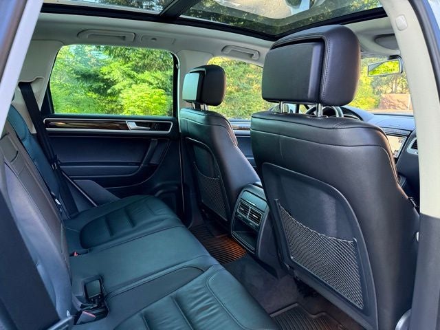 2015 Volkswagen Touareg V6 Sport 4Motion