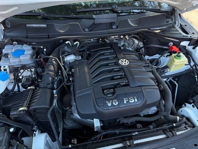 2015 Volkswagen Touareg V6 Sport 4Motion