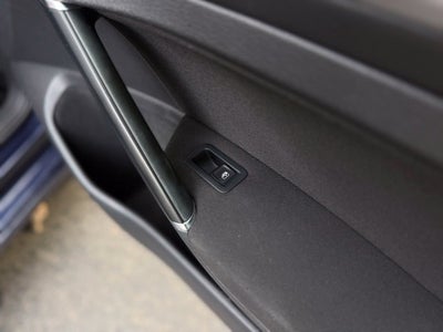 2016 Volkswagen e-Golf SE