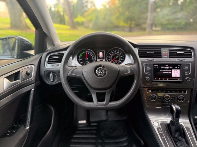 2016 Volkswagen e-Golf SE