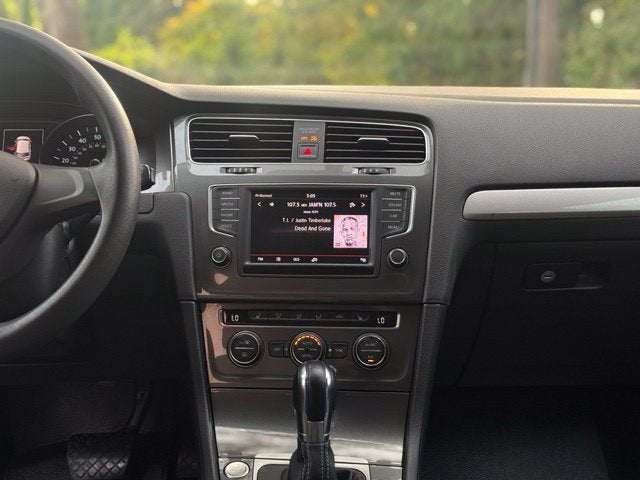 2016 Volkswagen e-Golf SE