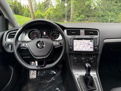 2016 Volkswagen e-Golf SEL Premium