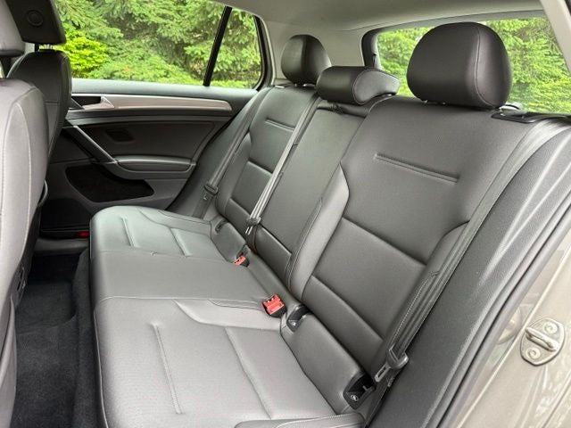 2016 Volkswagen e-Golf SEL Premium