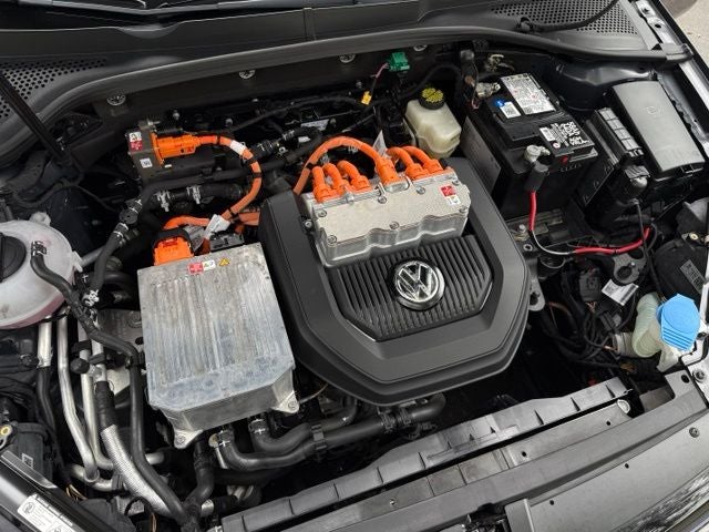 2016 Volkswagen e-Golf SEL Premium