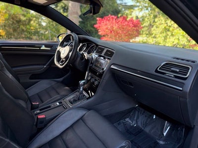 2017 Volkswagen Golf R DCC & Navigation 4Motion