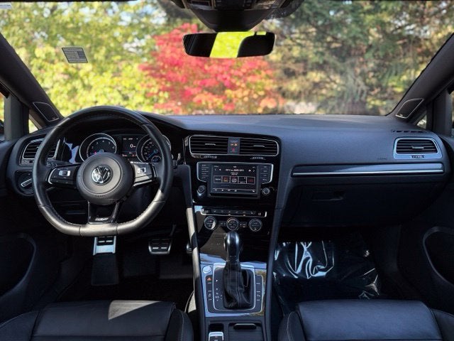 2017 Volkswagen Golf R DCC & Navigation 4Motion