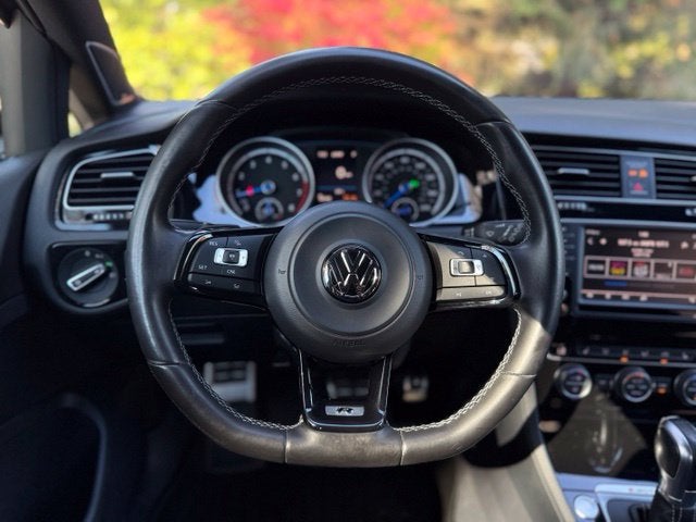 2017 Volkswagen Golf R DCC & Navigation 4Motion