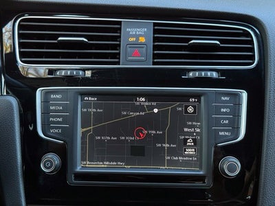 2017 Volkswagen Golf R DCC & Navigation 4Motion