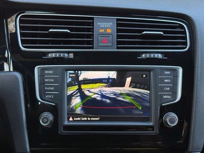 2017 Volkswagen Golf R DCC & Navigation 4Motion