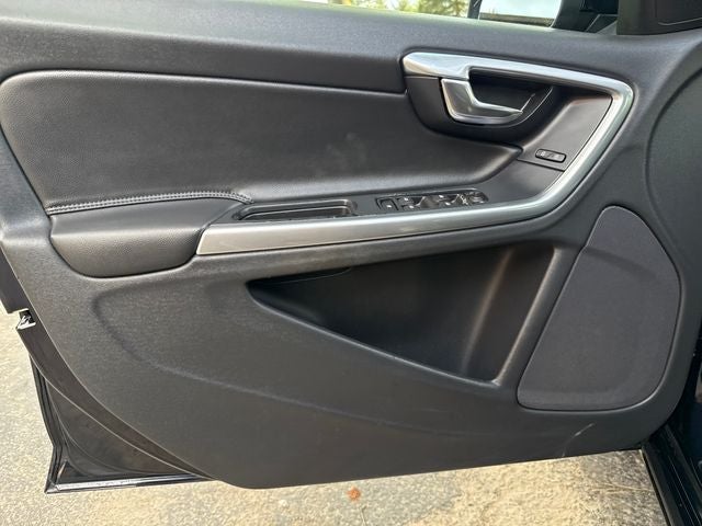 2016 Volvo V60 T5
