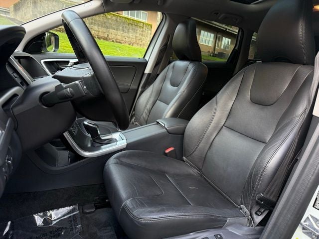2015 Volvo XC60 T5 Premier