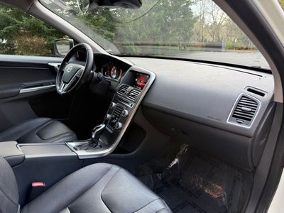 2015 Volvo XC60 T5 Premier