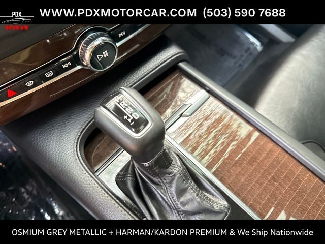 2019 Volvo XC90 T6 Momentum