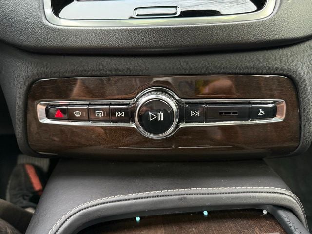 2017 Volvo XC90 T6 Inscription