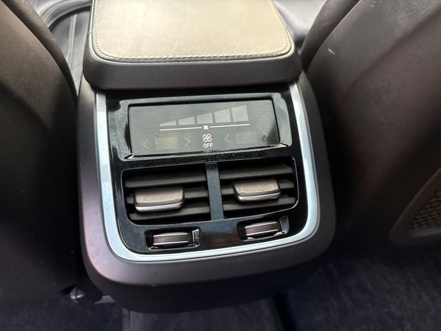 2017 Volvo XC90 T6 Inscription