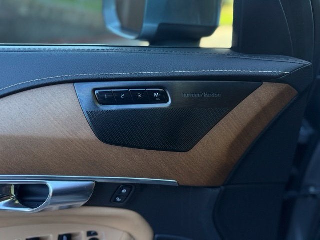 2019 Volvo XC90 T6 Inscription