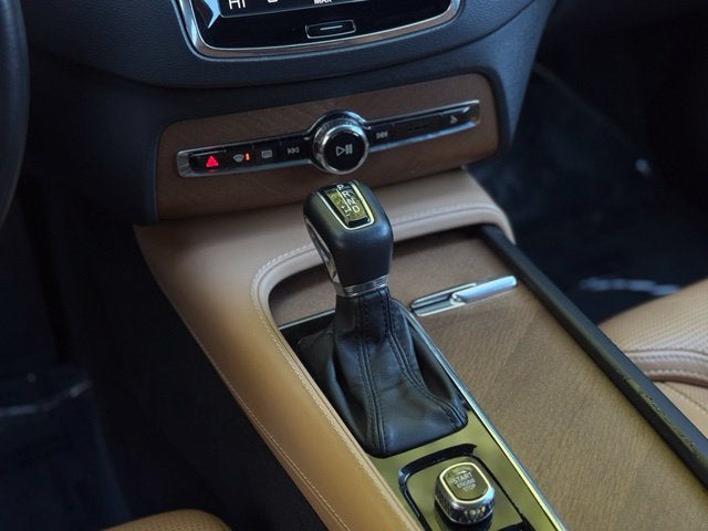 2019 Volvo XC90 T6 Inscription