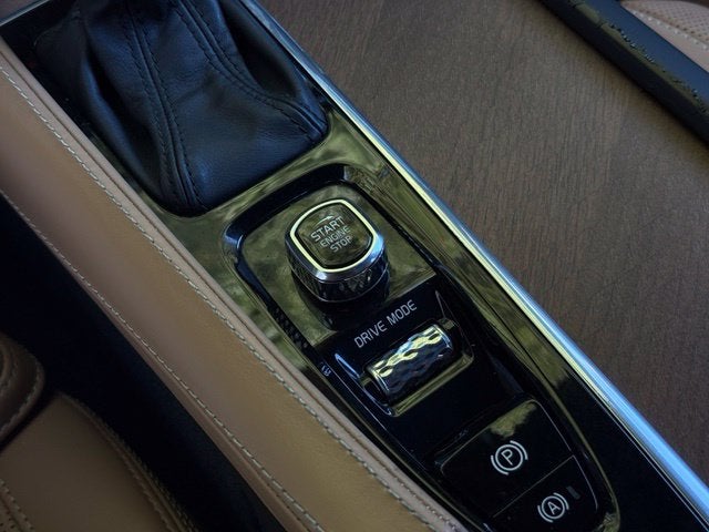 2019 Volvo XC90 T6 Inscription