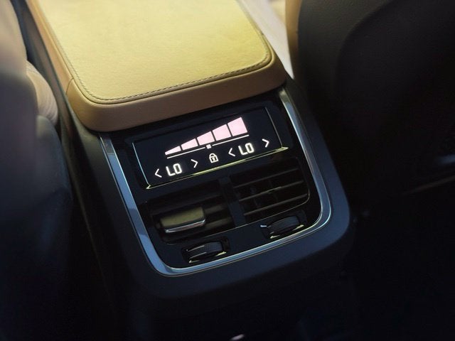 2019 Volvo XC90 T6 Inscription