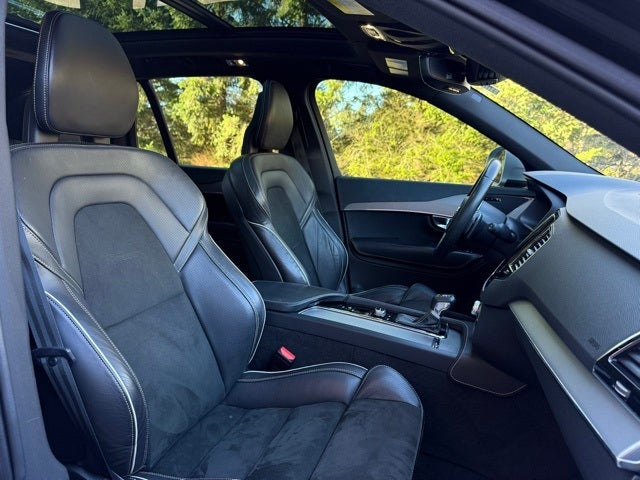 2016 Volvo XC90 T6 R-Design