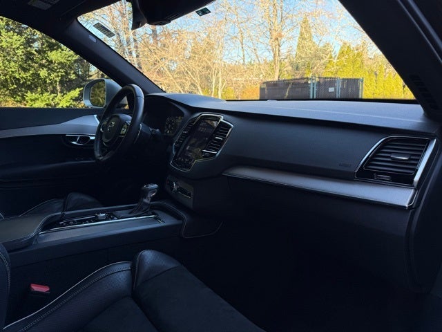 2016 Volvo XC90 T6 R-Design