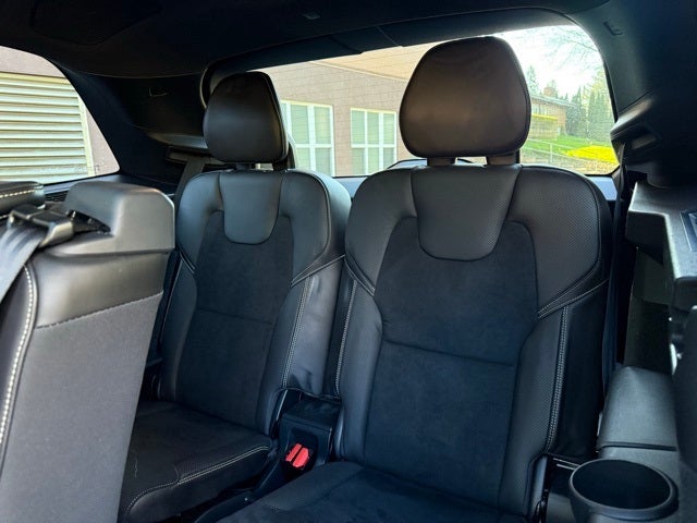 2016 Volvo XC90 T6 R-Design